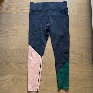 We Over Me Bandier leggings size XL